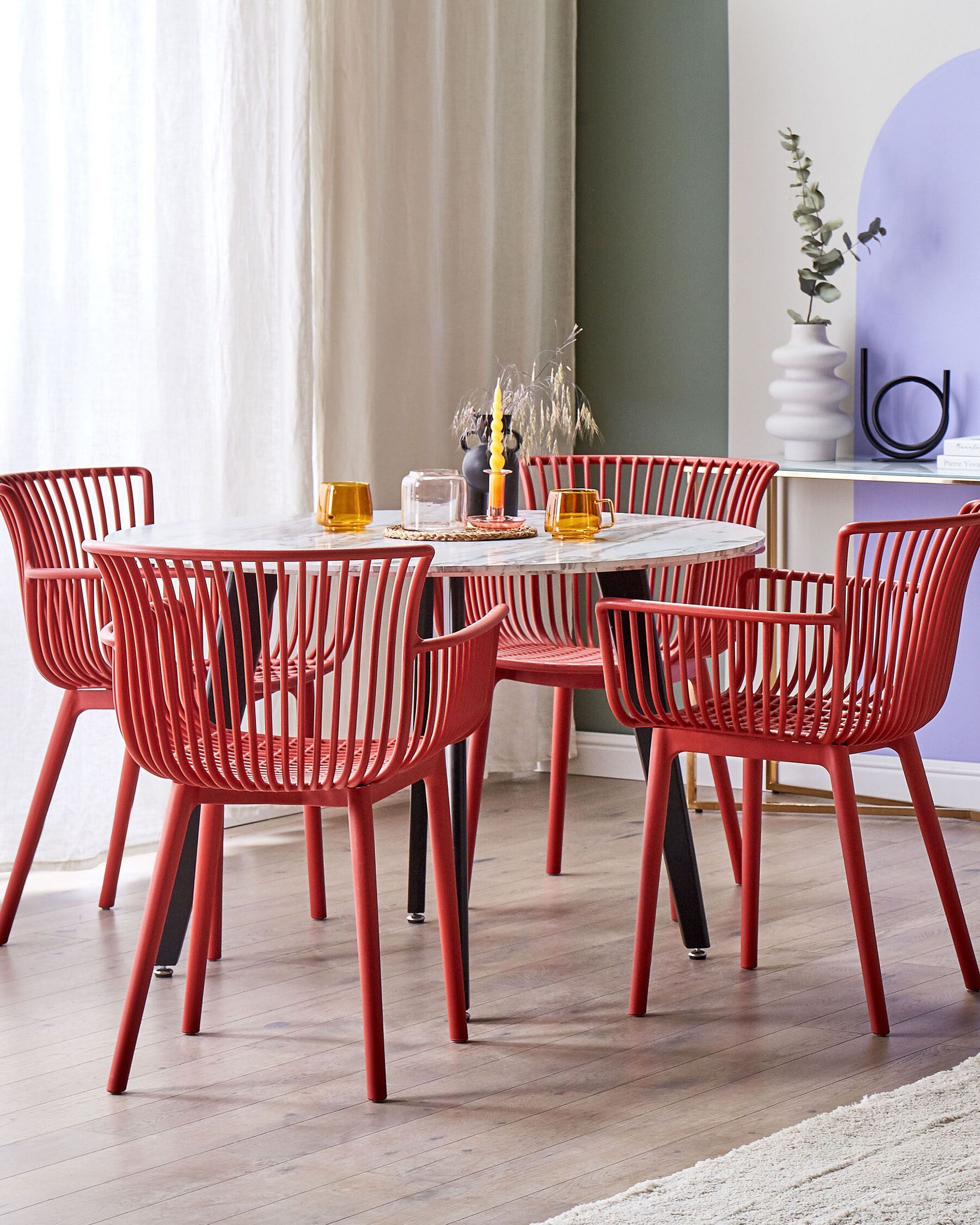 Set Of 4 Plastic Dining Chairs Red Pesaro